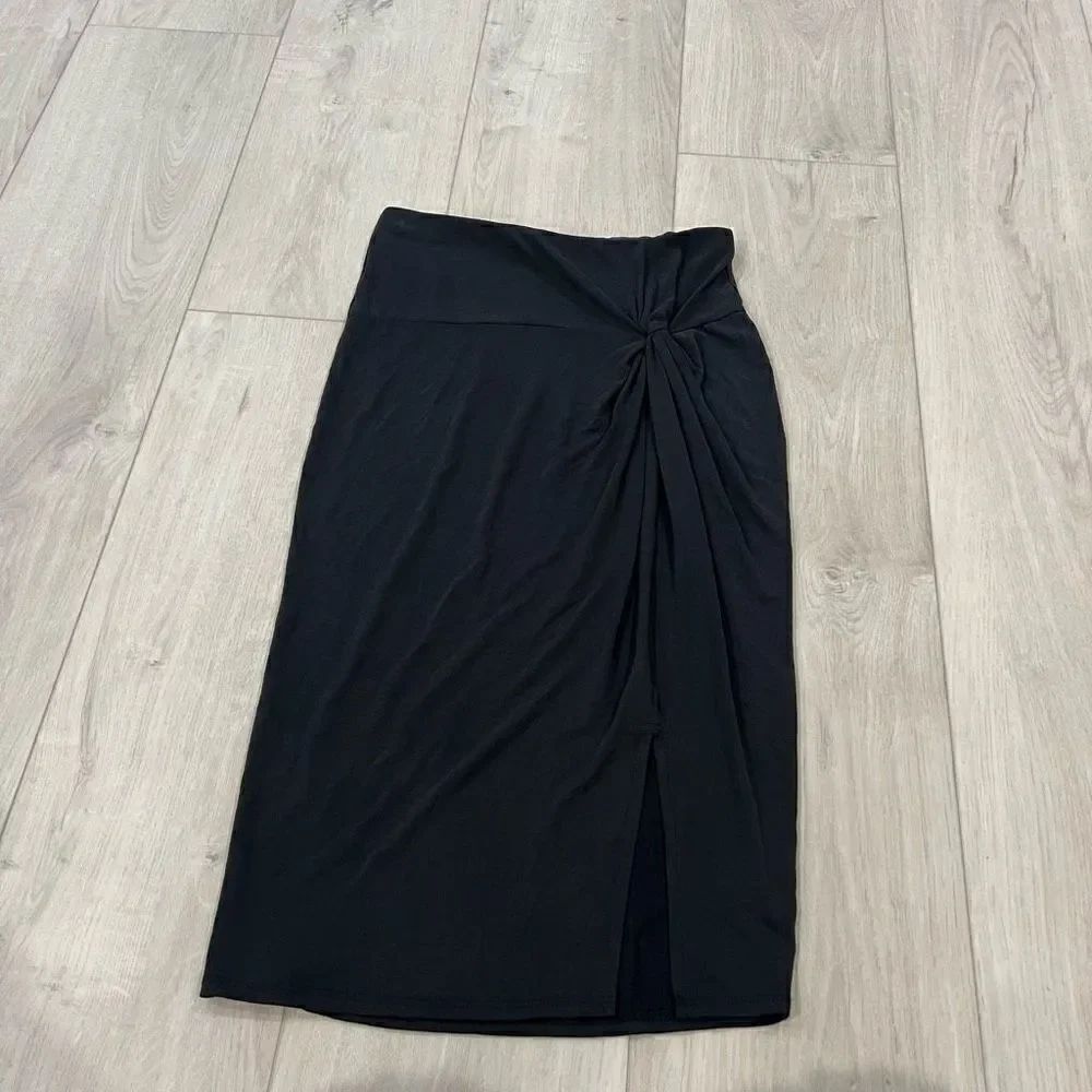 Coa women’s skirt black size s